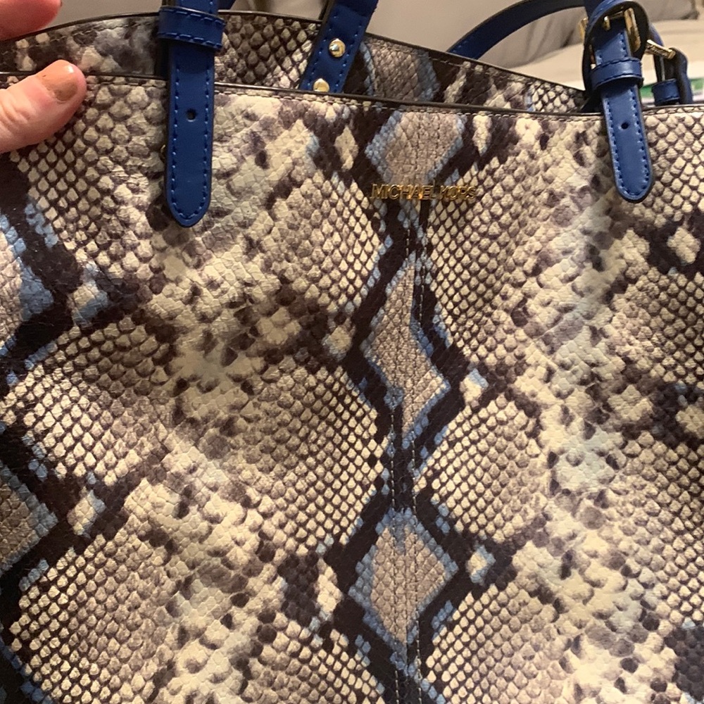Large Michael kors shoulder bag NWT